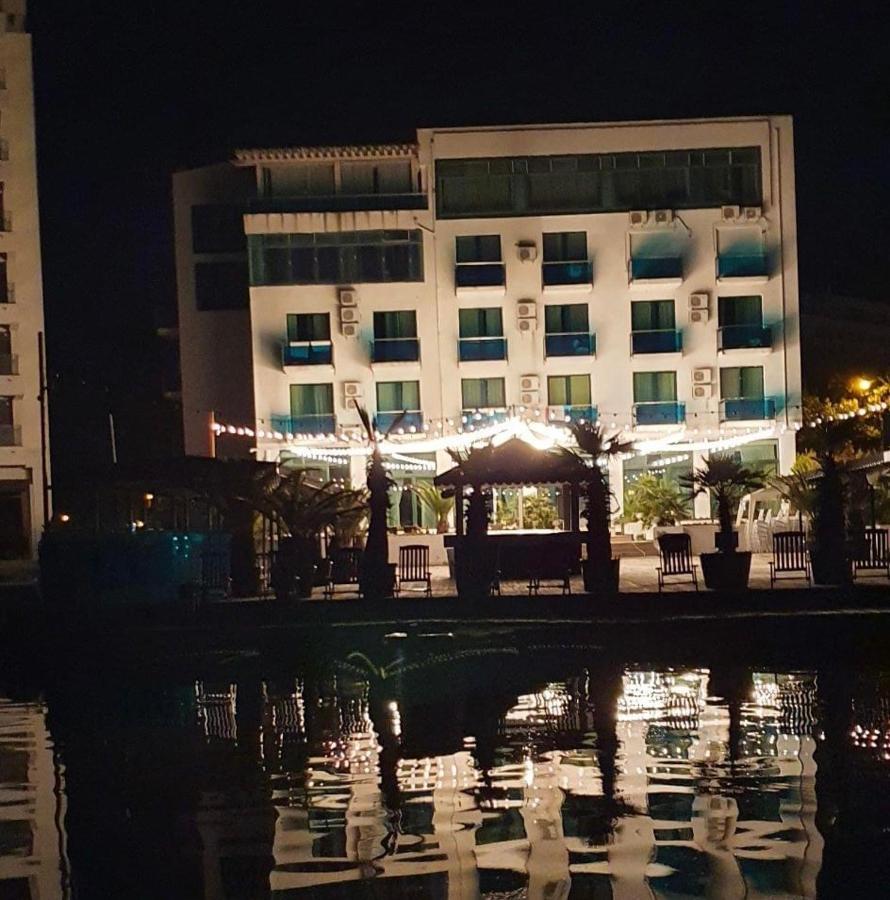 Laguna Residence Mamaia Exteriör bild